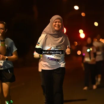Runner Photo 7737050