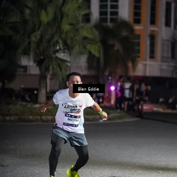 Runner Photo 7737056
