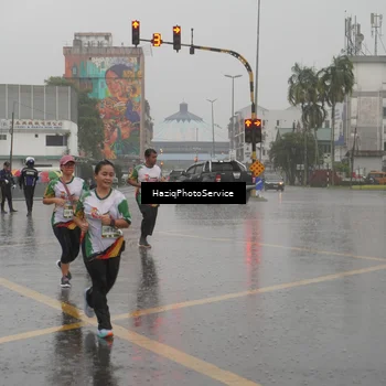 Runner Photo 7737062