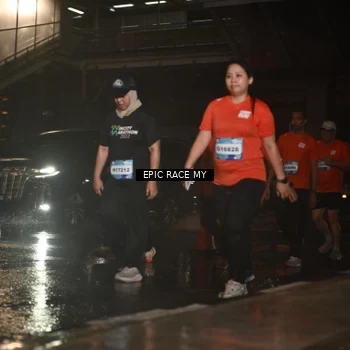 Runner Photo 7737065