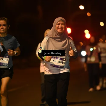 Runner Photo 7737067