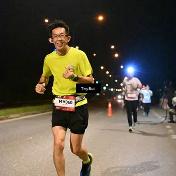 Runner Photo 7737071
