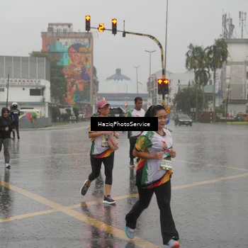 Runner Photo 7737072
