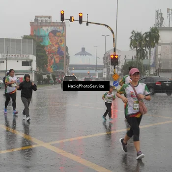 Runner Photo 7737096