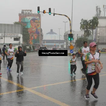 Runner Photo 7737101