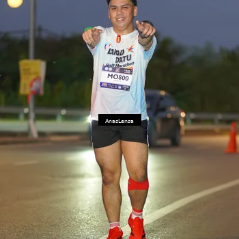 Runner Photo 7737115