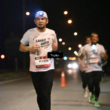 Runner Photo 7737122