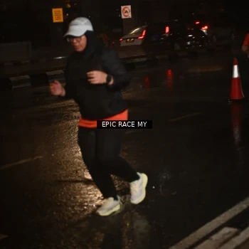 Runner Photo 7737136