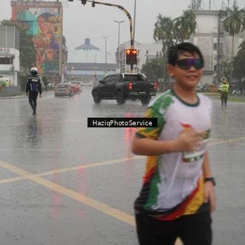 Runner Photo 7737152