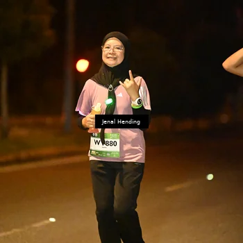 Runner Photo 7737167