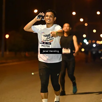 Runner Photo 7737196
