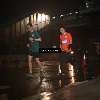 Runner Photo 7737198