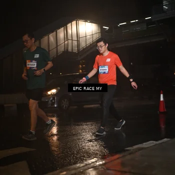 Runner Photo 7737200