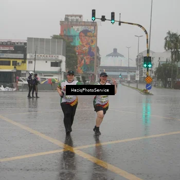 Runner Photo 7737210