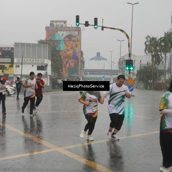 Runner Photo 7737212