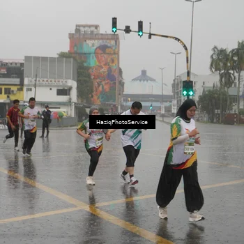 Runner Photo 7737234