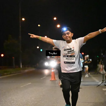 Runner Photo 7737238