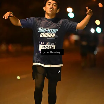 Runner Photo 7737241