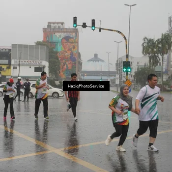 Runner Photo 7737242