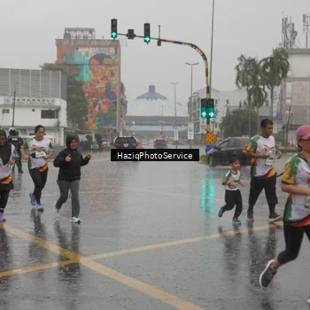 Runner Photo 7737245