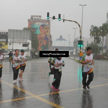 Runner Photo 7737251