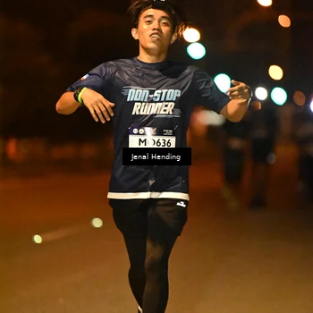 Runner Photo 7737276