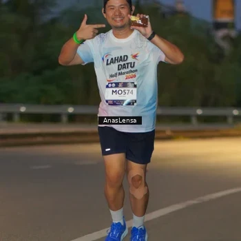 Runner Photo 7737281