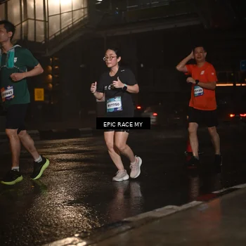 Runner Photo 7737282