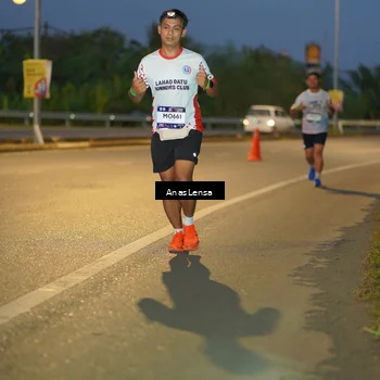 Runner Photo 7737283