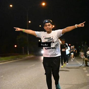 Runner Photo 7737287