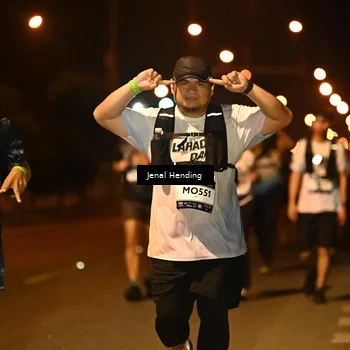 Runner Photo 7737292
