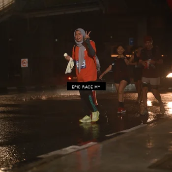 Runner Photo 7737297