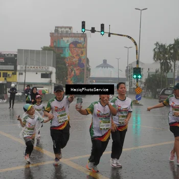 Runner Photo 7737301