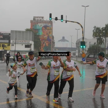 Runner Photo 7737309