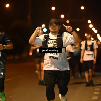 Runner Photo 7737310