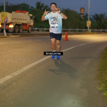 Runner Photo 7737336