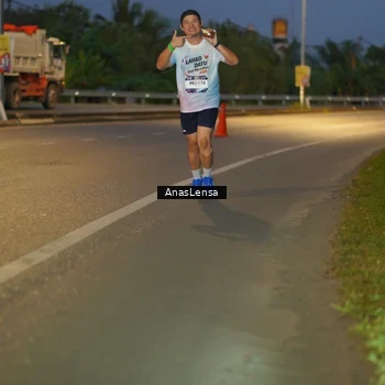 Runner Photo 7737344