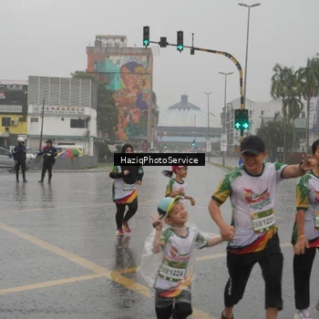 Runner Photo 7737355
