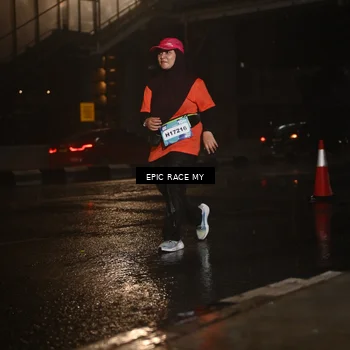 Runner Photo 7737373