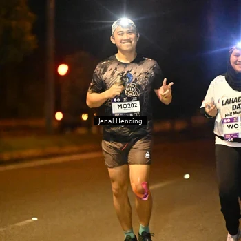 Runner Photo 7737379