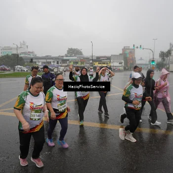 Runner Photo 7737404