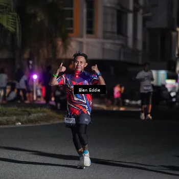 Runner Photo 7737405