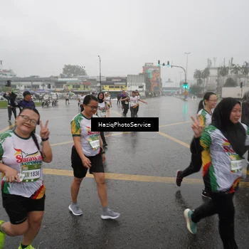 Runner Photo 7737415