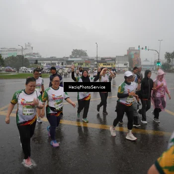 Runner Photo 7737418