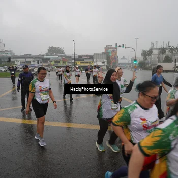 Runner Photo 7737419
