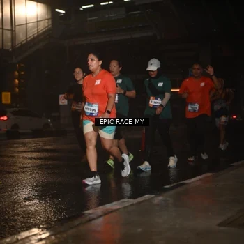 Runner Photo 7737428