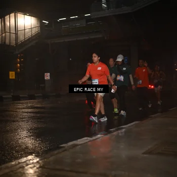 Runner Photo 7737430