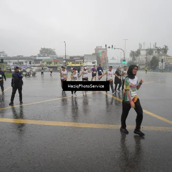 Runner Photo 7737441