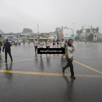 Runner Photo 7737449