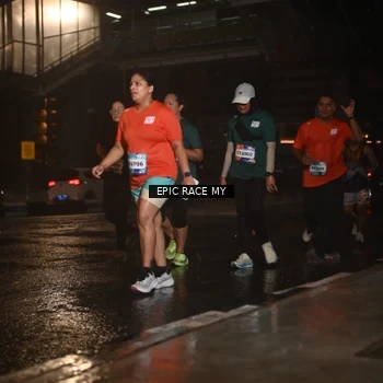 Runner Photo 7737450